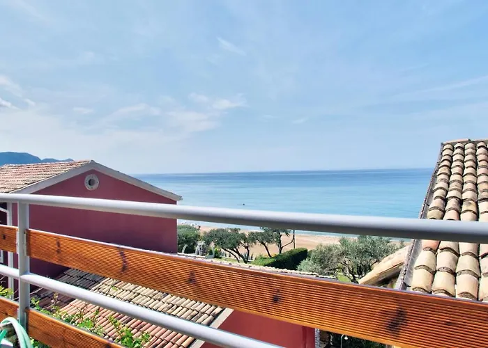 Sea View Maisonette Glyfada Beach