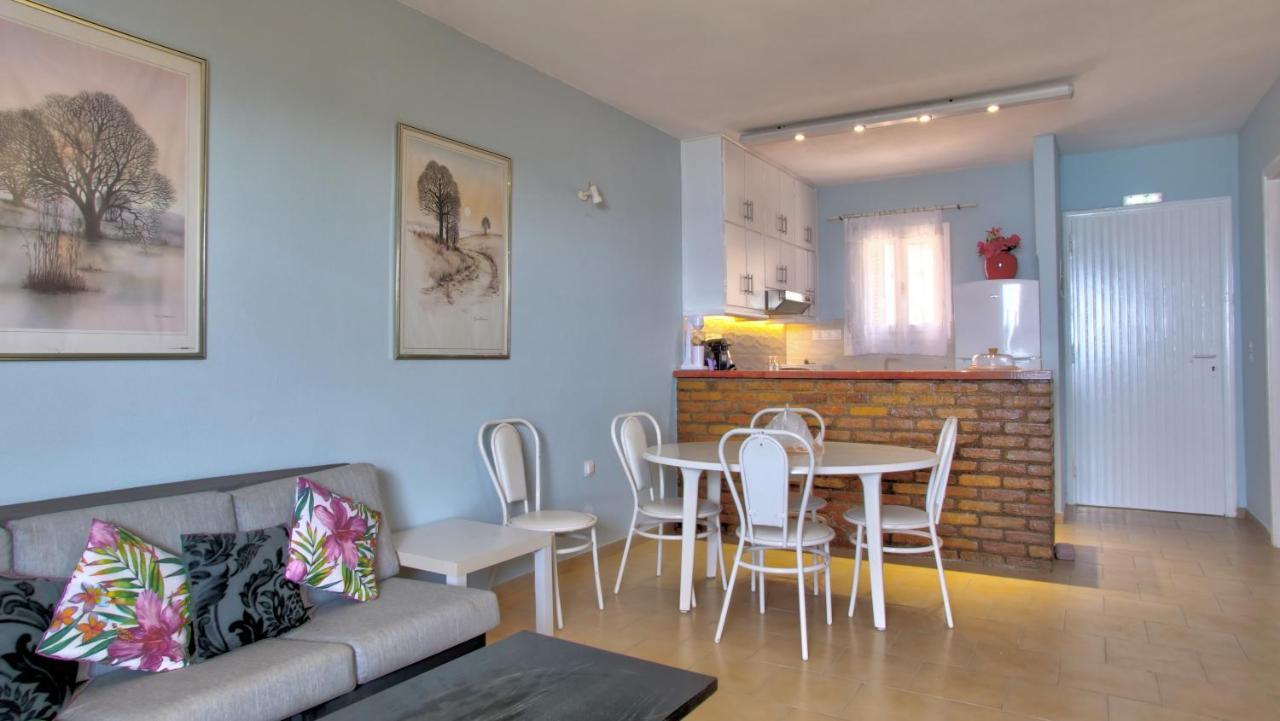 Sea View Maisonette Apartment *